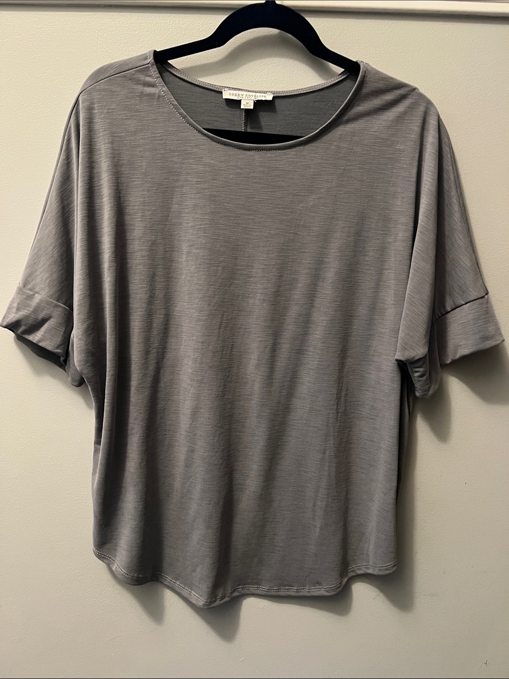 Green Envelope Relaxed Short-Sleeve Tee in Gray